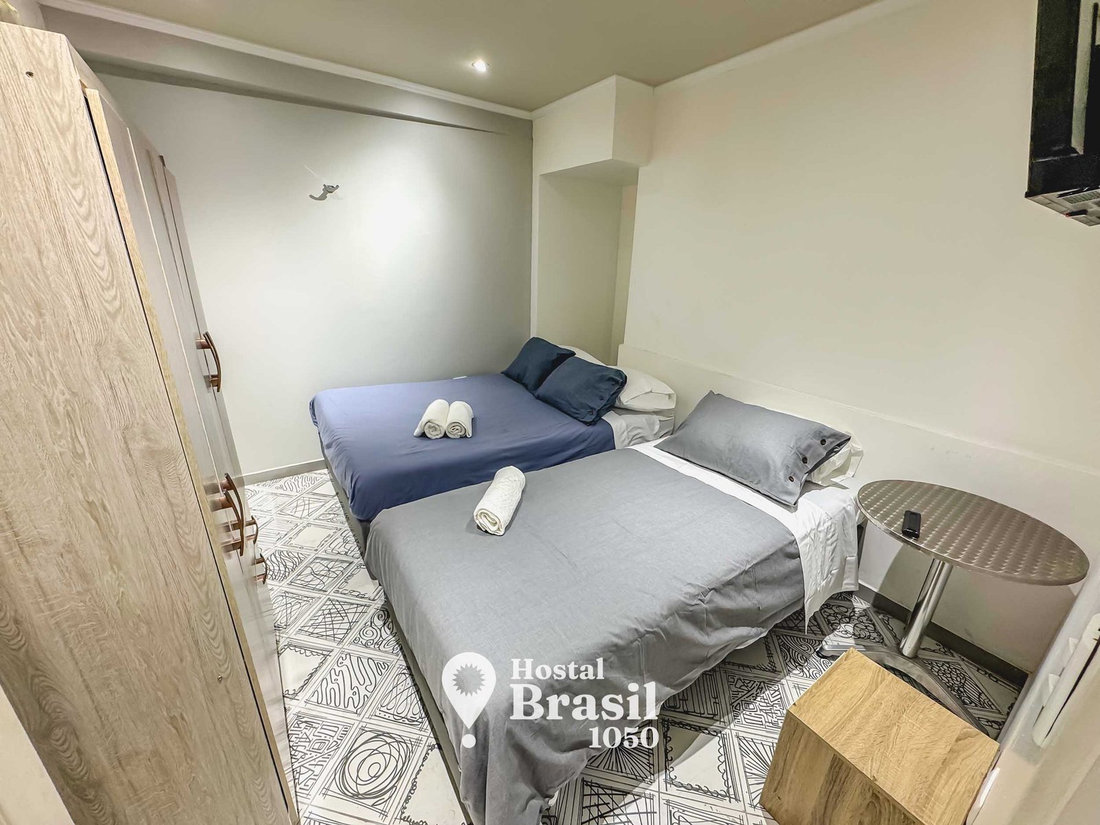 Cocina y área común Hostal Brasil